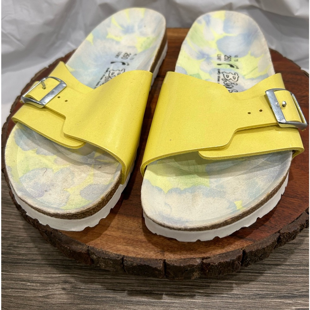 BIRKENSTOCK Shoes CATALINA BIRKO-FLOR LEMON PATENT Leather Buckle at uppers